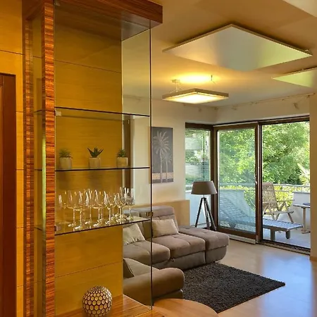 Felicia 12 Apartmán *